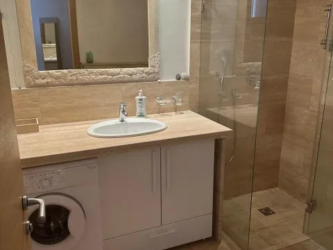 Prodaja, stan, 85m², Budva, Crna Gora - image 4