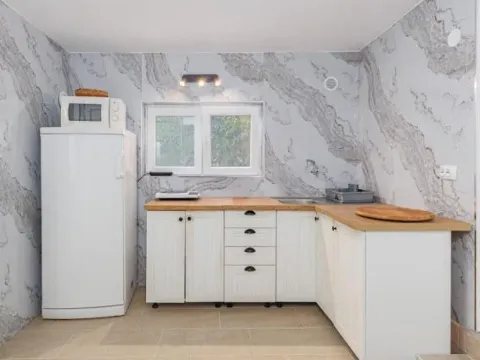 Prodaja, kuća, 190m², Utjeha, Ulcinj - image 11