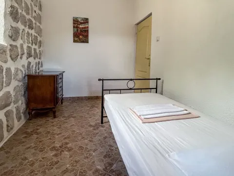 Prodaja, dvosoban stan, 87m², Perast, Kotor - image 12