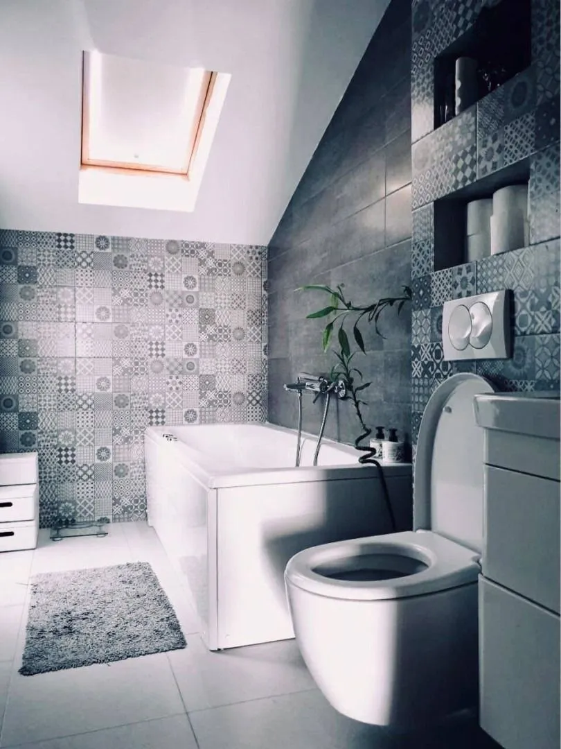 Izdavanje, trosoban stan, 130m², Mažina, Tivat