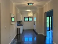 Izdavanje, trosoban stan, 170m², Gorica C, Podgorica - image 2