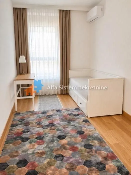 Rent, three bedroom apartment, 81m², Novi Beograd Blok 65, Novi Beograd Sve Podlokacije