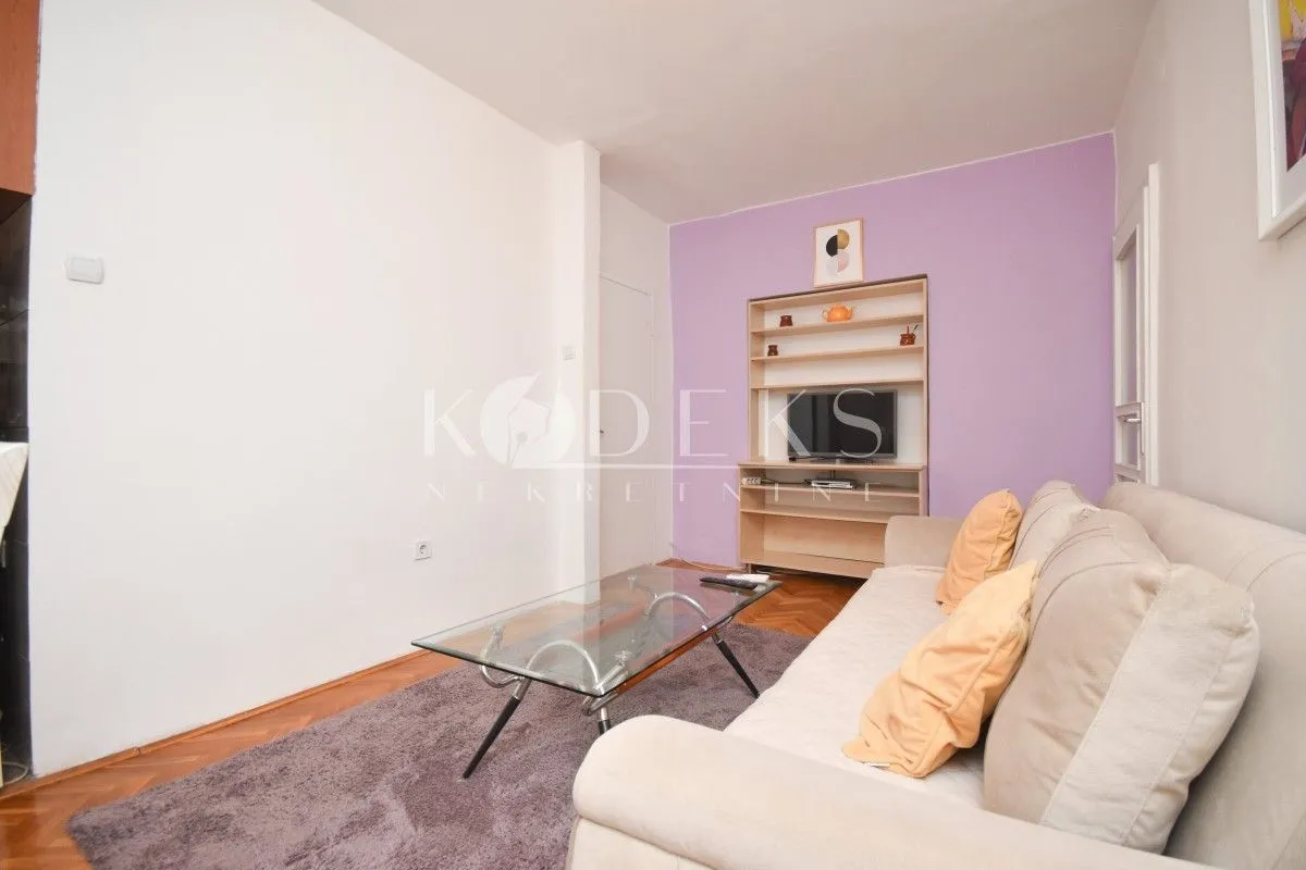 Rent, one bedroom apartment, 37m², Centar, Podgorica