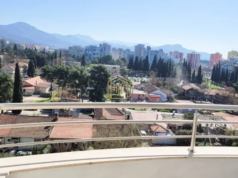 Izdavanje, jednosoban stan, 38m², Pobrežje, Podgorica - image 12