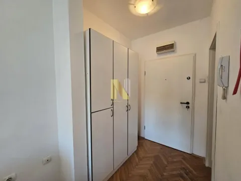 Rent, one bedroom apartment, 46m², Grbavica, Novi Sad Sve Podlokacije - image 10