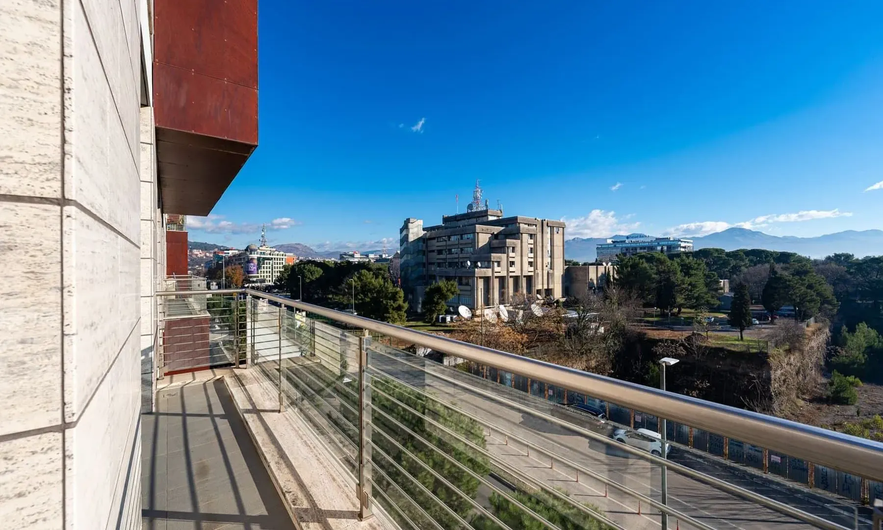 Prodaja, trosoban stan, 205m², Kod Capital Plaze, Podgorica