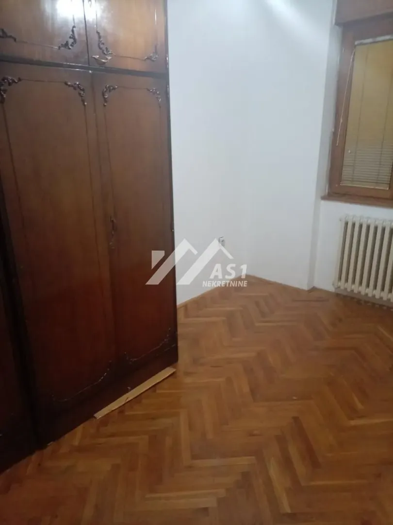 Izdavanje, dvosoban stan, 53m², Grbavica, Novi Sad Sve Podlokacije