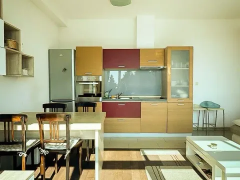 Sale, two bedroom apartment, 59m², Bečići, Budva - image 2