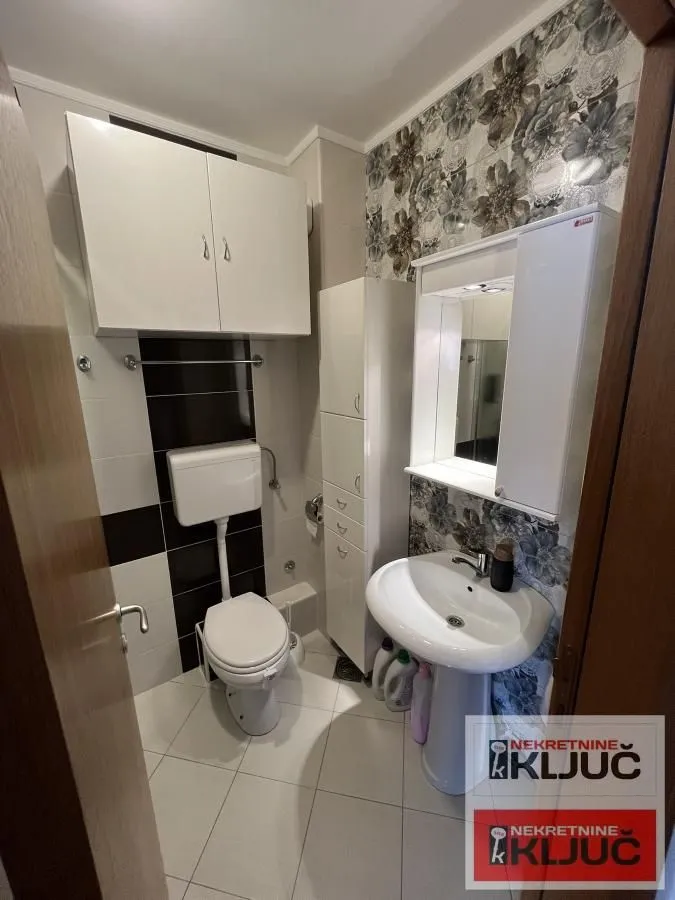 Prodaja, dvosoban stan, 43m², Podbara, Novi Sad Sve Podlokacije
