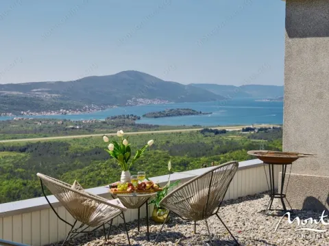 Prodaja, kuća, 220m², Tivat, Crna Gora