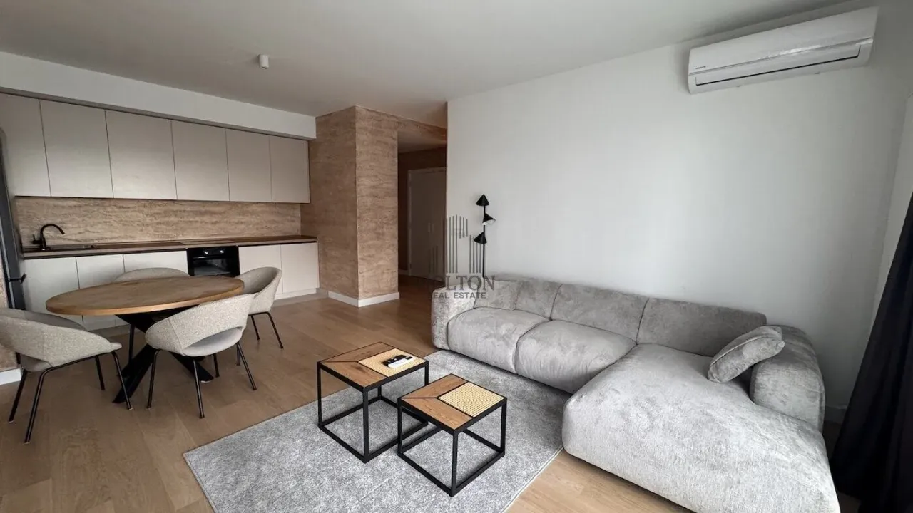 Izdavanje, stan, 81m², Savski Venac, Beograd