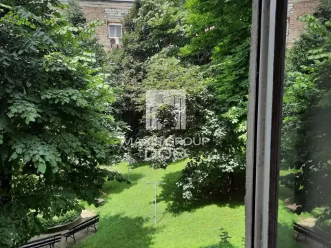 Izdavanje, trosoban stan, 80m², Stari Grad, Beograd - image 17