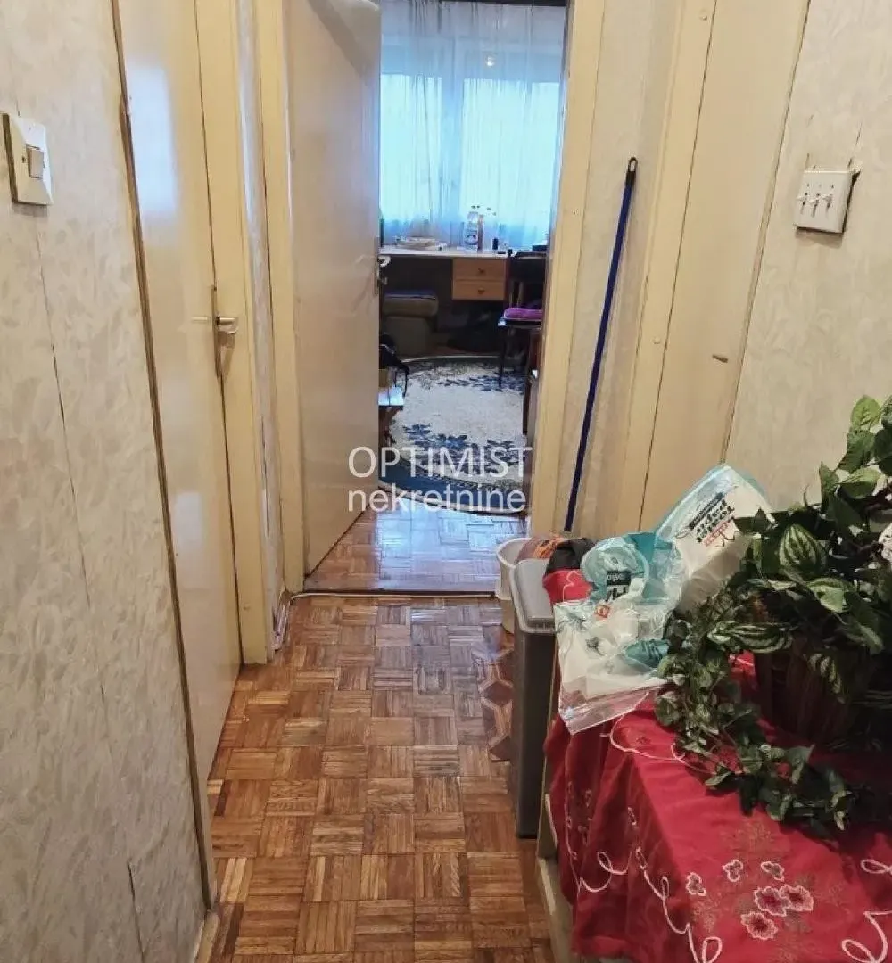 Sale, three bedroom apartment, 103m², Zvezdara Sve Podlokacije, Beograd