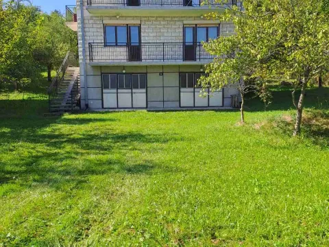 Prodaja, kuća, 300m², Pljevlja, Crna Gora