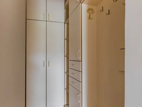 Izdavanje, kuća, 370m², Zabjelo, Podgorica - image 4