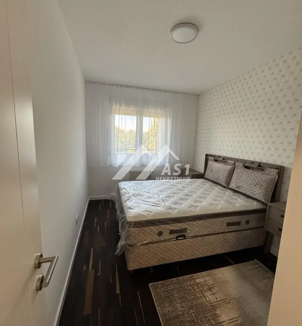 Izdavanje, dvosoban stan, 45m², Avijatičarsko naselje, Novi Sad Sve Podlokacije