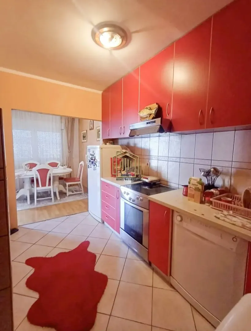 Prodaja, dvosoban stan, 80m², Zabjelo, Podgorica