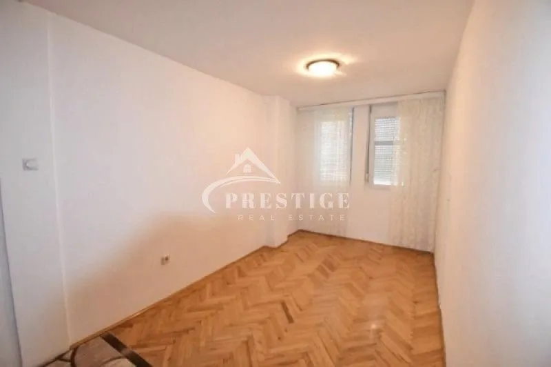 Prodaja, jednosoban stan, 58m², Blok 6, Podgorica