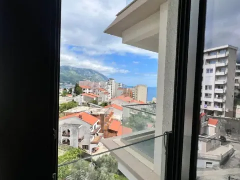 Izdavanje, jednosoban stan, 39m², Bečići, Budva - image 11