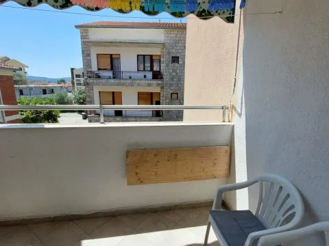 Rent, two bedroom apartment, 52m², Kalimanj, Tivat - image 7