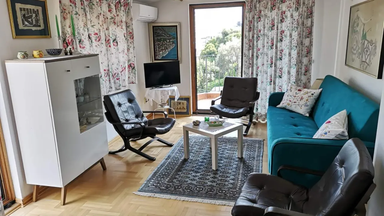 Rent, one bedroom apartment, 47m², Centar, Budva