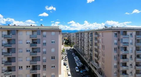 Prodaja, jednosoban stan, 53m², City Kvart, Podgorica - image 15