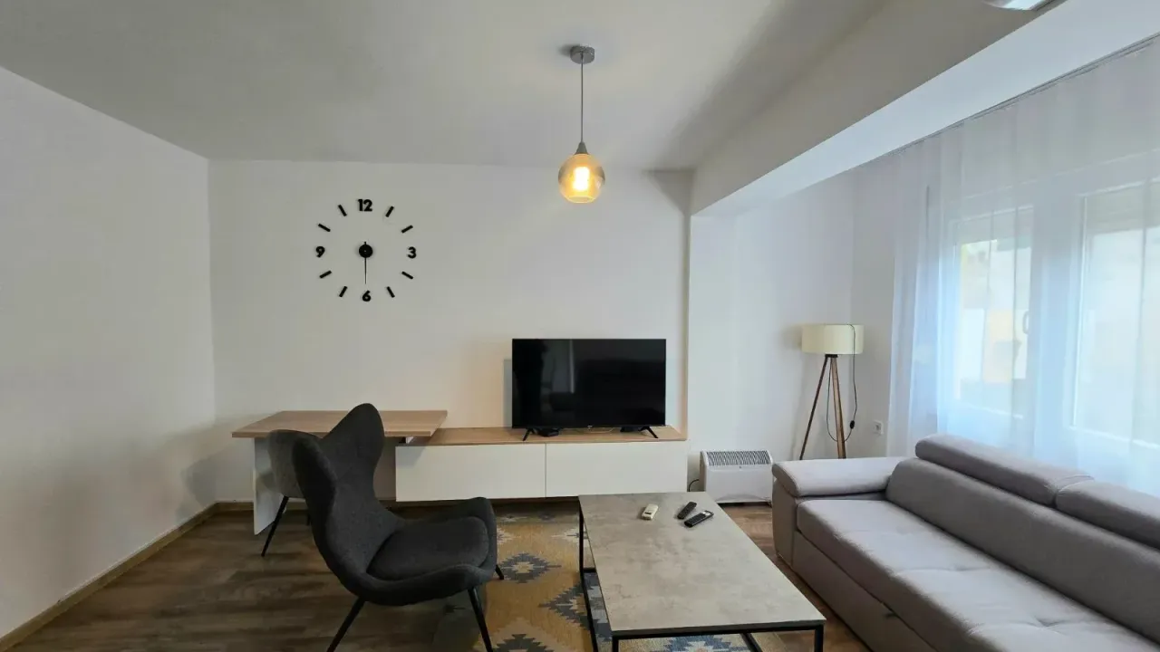 Rent, apartment, 68m², Tivat, Crna Gora