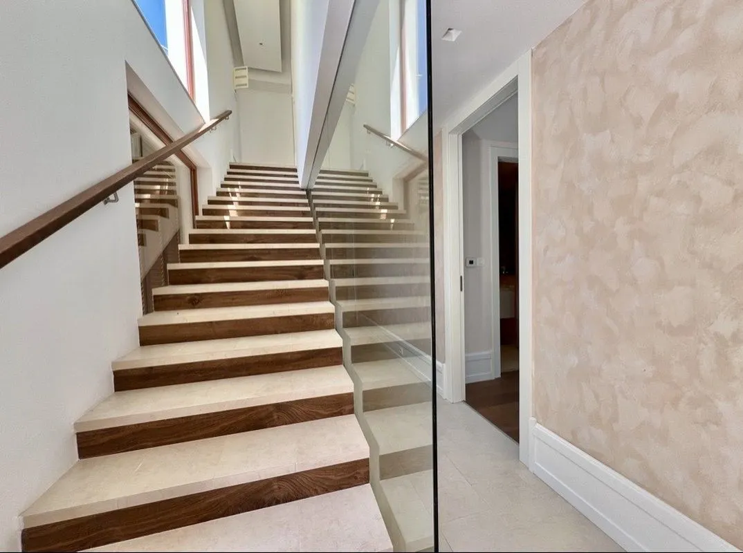 Sale, house, 495m², Stoliv, Kotor