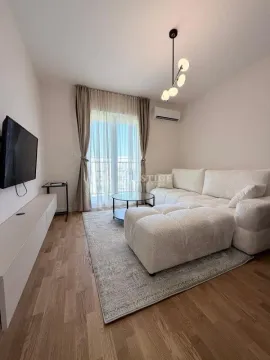 Rent, one bedroom apartment, 40m², Pobrežje, Podgorica - image 3