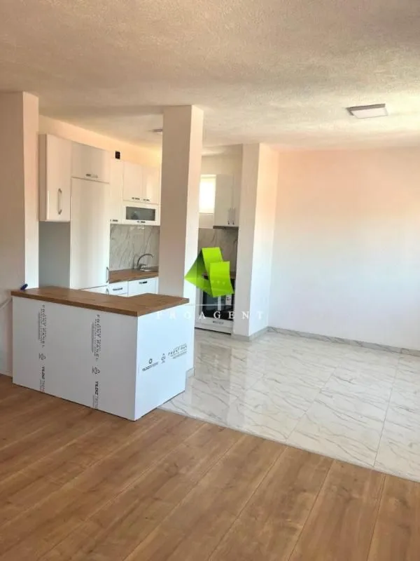 Izdavanje, trosoban stan, 77m², Medijana, Niš