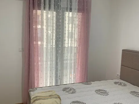 Izdavanje, jednosoban stan, 47m², New City, Podgorica - image 4