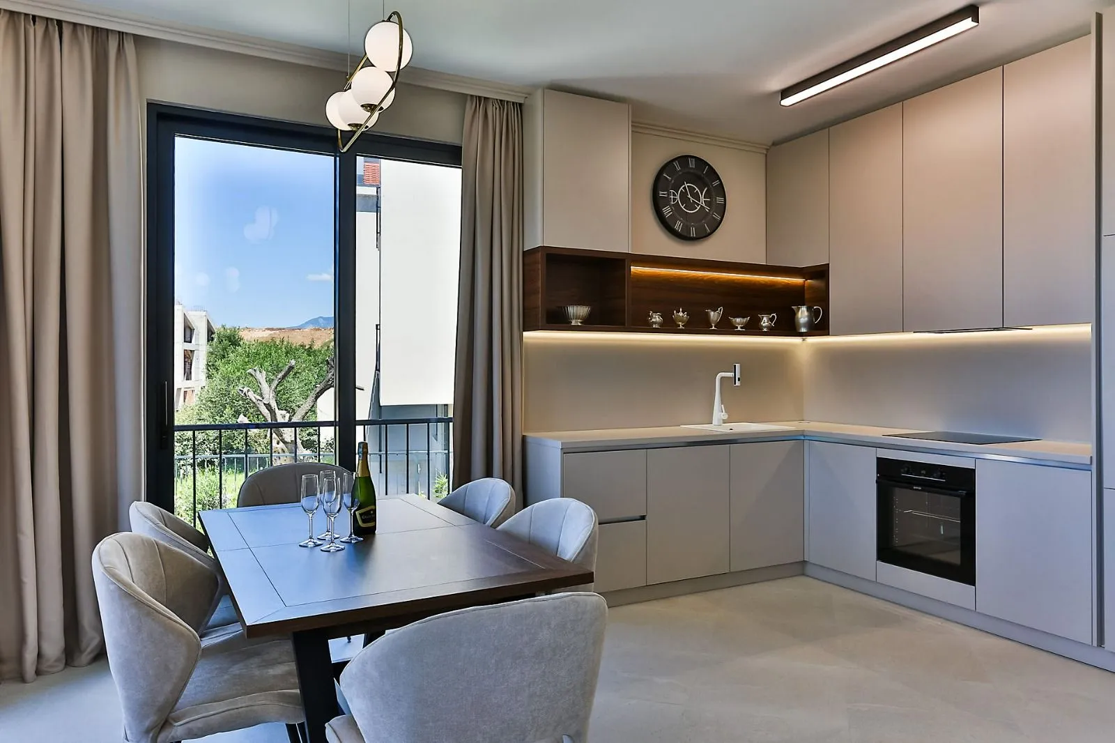 Prodaja, kuća, 223m², Reževići, Budva