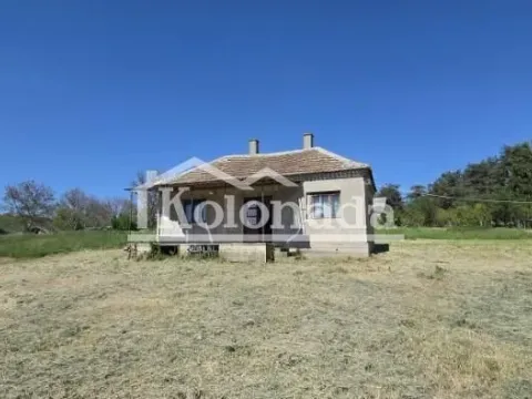 Kuća in Mala Ivanča