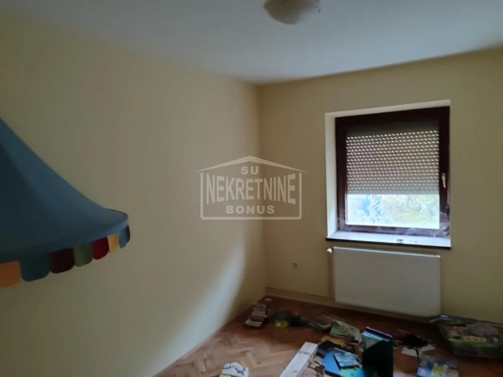 Prodaja, kuća, 270m², Železničko Naselje, Subotica