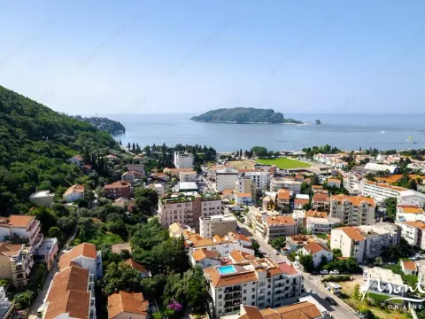 Sale, three bedroom apartment, 200m², Budva, Crna Gora - image 19