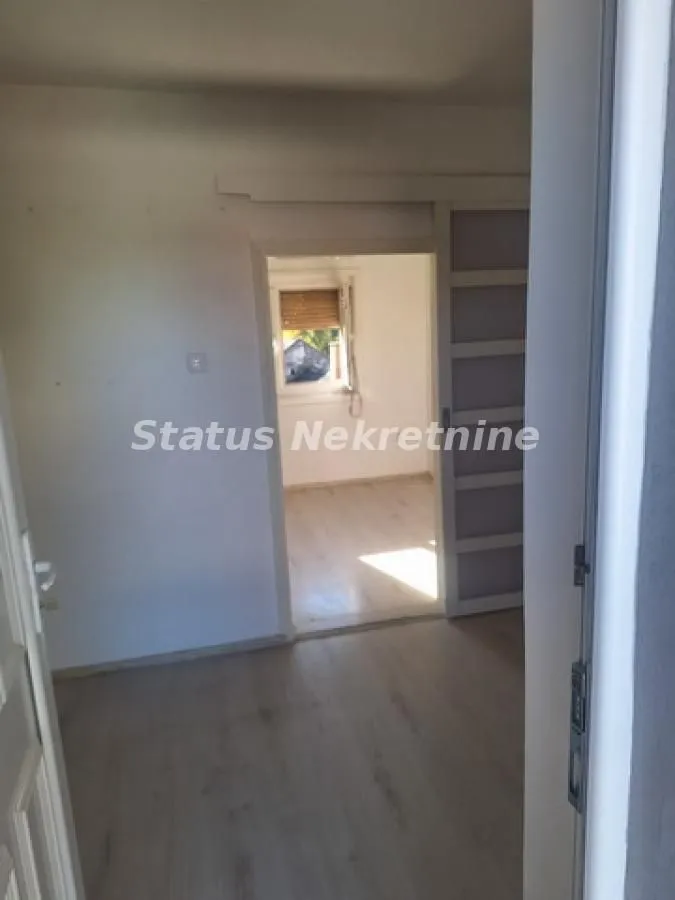 Prodaja, jednosoban stan, 29m², Podbara, Novi Sad Sve Podlokacije