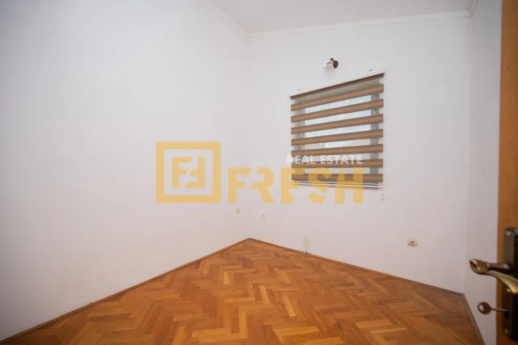 Rent, house, 150m², Gornja Gorica, Podgorica