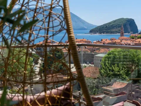 Sale, one bedroom apartment, 73m², Budva, Crna Gora - image 22