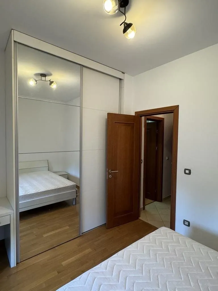 Izdavanje, dvosoban stan, 85m², Preko Morače, Podgorica