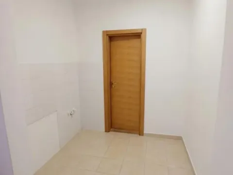 Prodaja, jednosoban stan, 28m², Grbavica, Novi Sad Sve Podlokacije - image 2