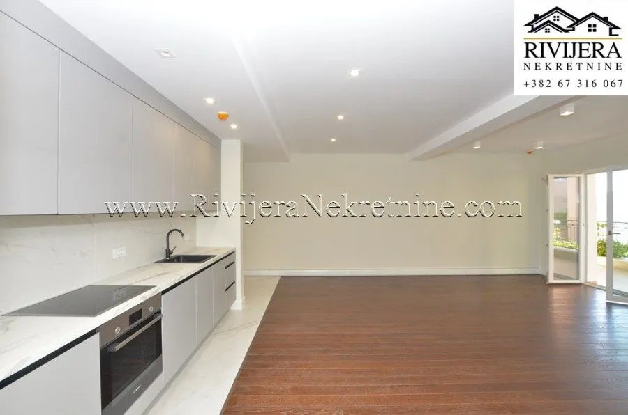 Prodaja, trosoban stan, 165m², Đenovići, Herceg Novi