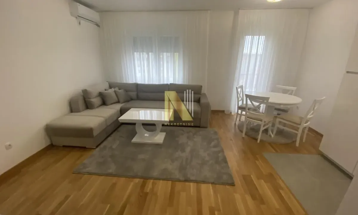 Rent, studio apartment, 31m², Adamovićevo Naselje, Novi Sad Sve Podlokacije