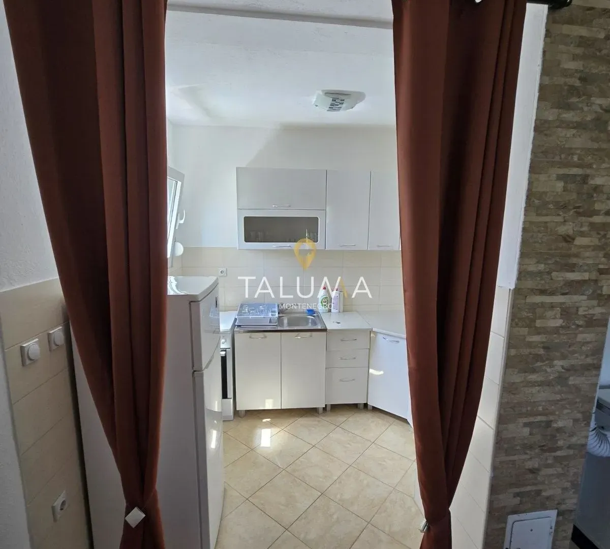 Rent, house, 120m², Martinići, Danilovgrad