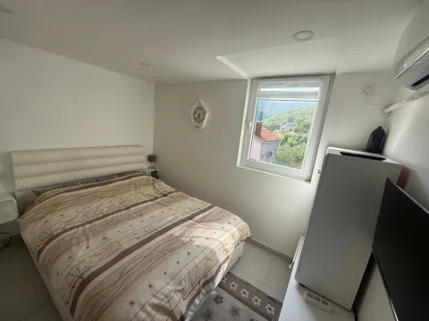 Rent, three bedroom apartment, 54m², Bijela, Herceg Novi - image 6