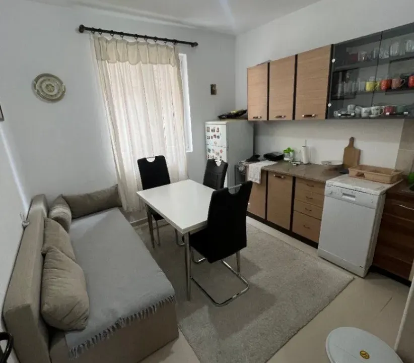 Sale, two bedroom apartment, 77m², Sutomore, Bar
