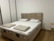 Izdavanje, dvosoban stan, 70m², Centar, Podgorica - image 9