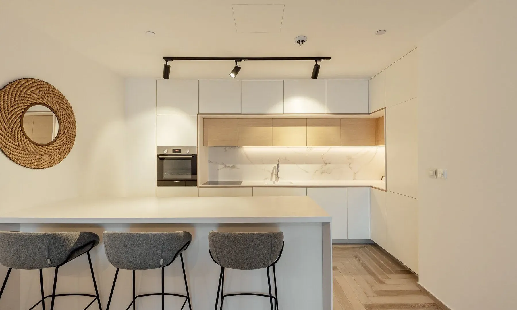 Prodaja, jednosoban stan, 81m², Kotor, Crna Gora