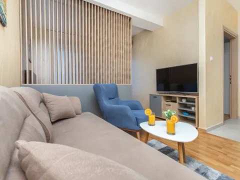 Prodaja, dvosoban stan, 55m², Bečići, Budva - image 3