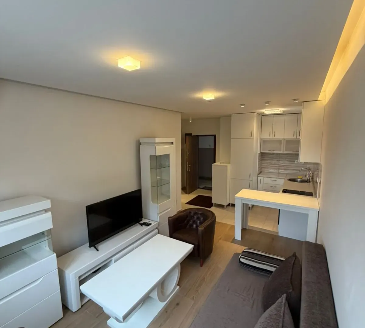 Prodaja, jednosoban stan, 36m², Baston, Podgorica