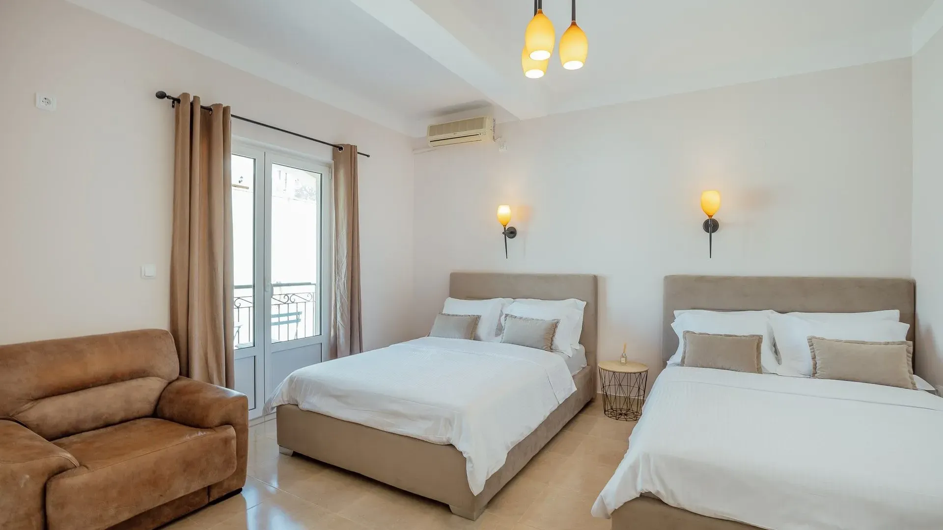 Prodaja, stan, 440m², Stoliv, Kotor